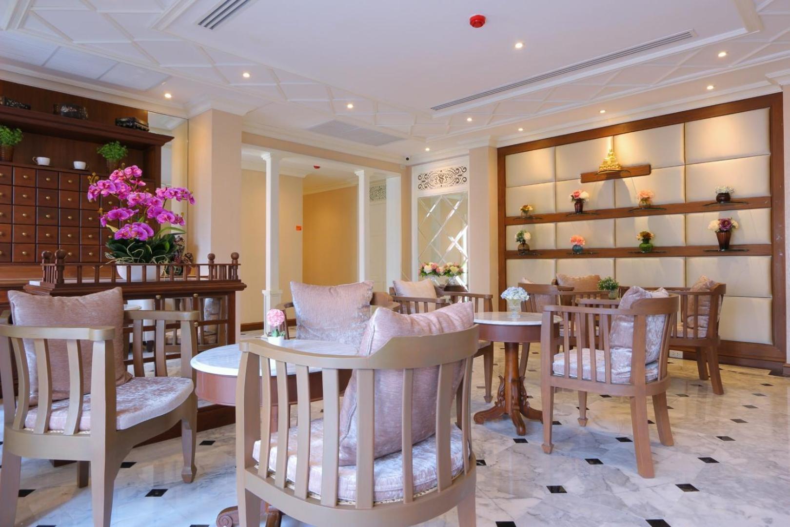Hiranyakul House Hotel Bangkok Exterior photo